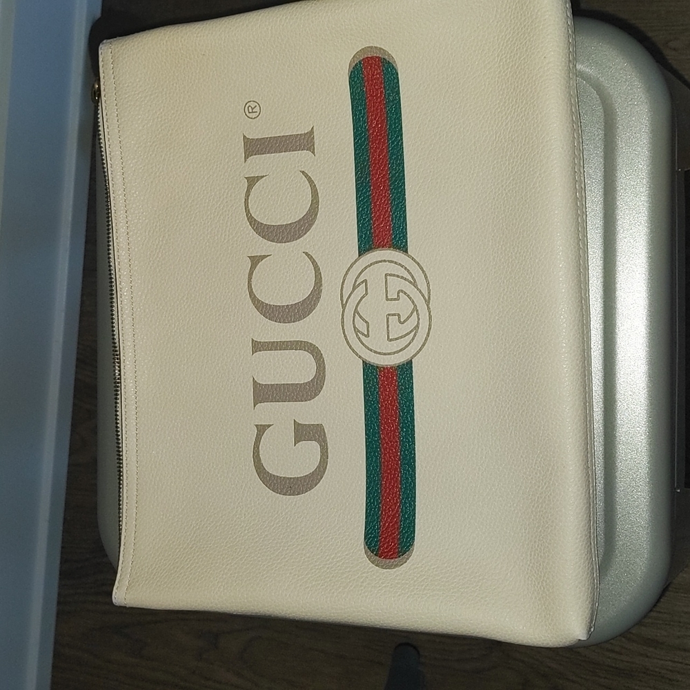 Gucci Portfolio Clutch